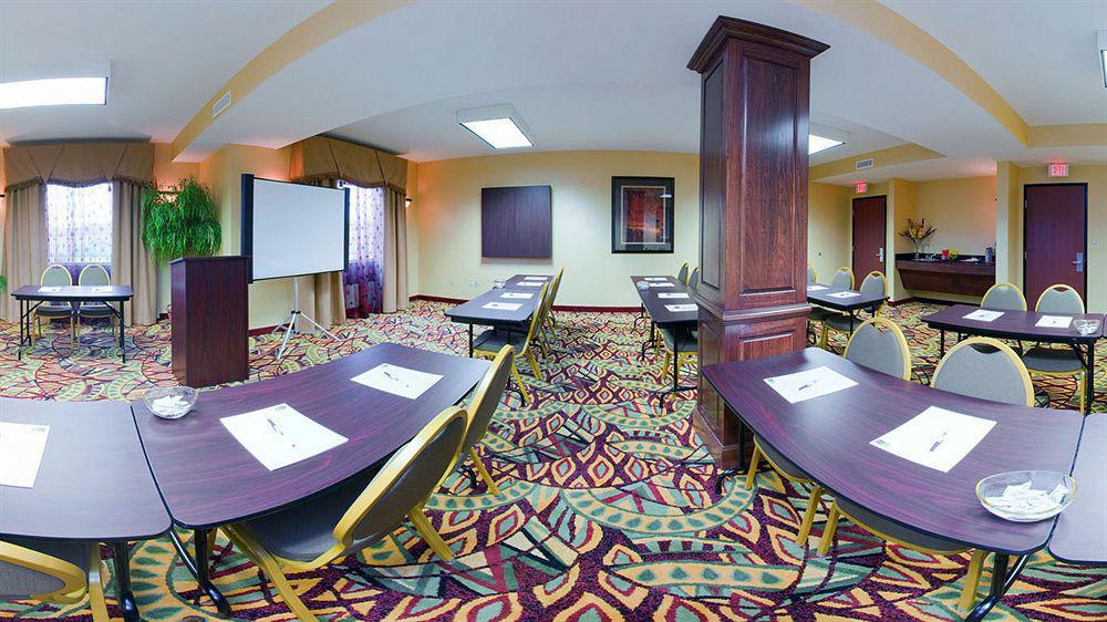 Holiday Inn Express Hotel & Suites Franklin By Ihg Exterior photo