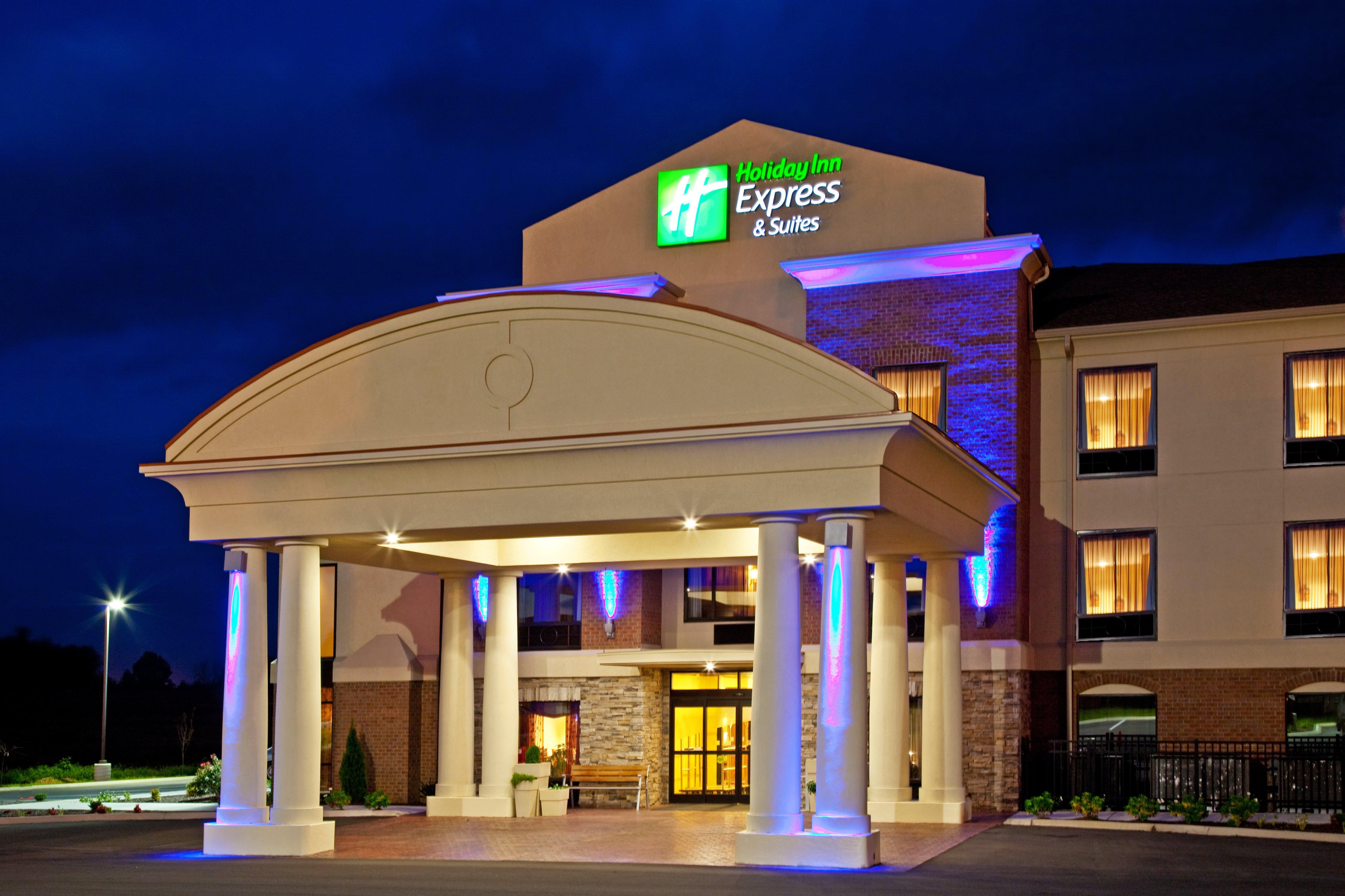 Holiday Inn Express Hotel & Suites Franklin By Ihg Exterior photo